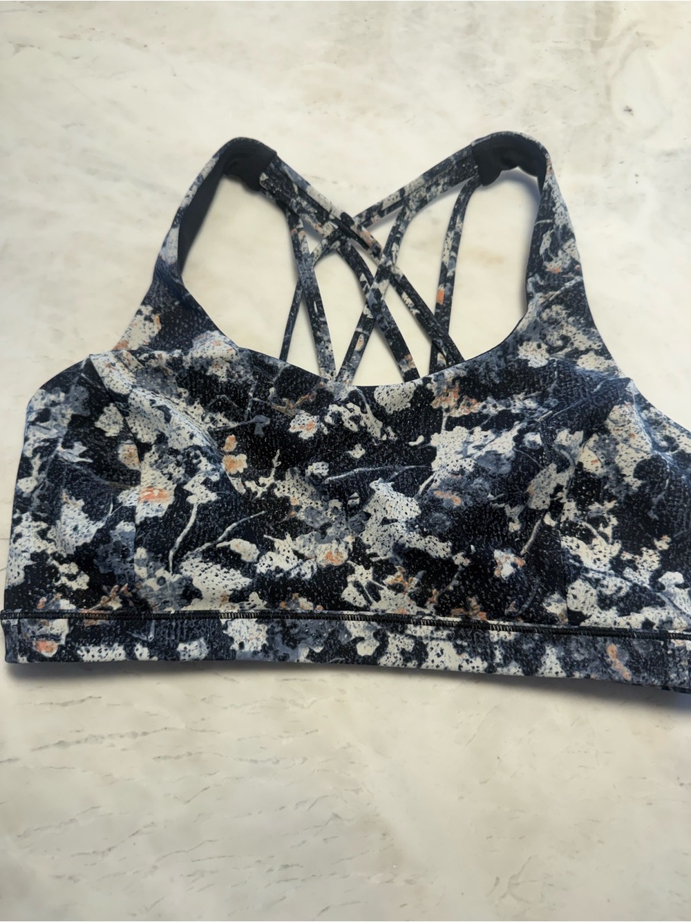 Lululemon Women's Strappy Sports Bra in Black floral Print